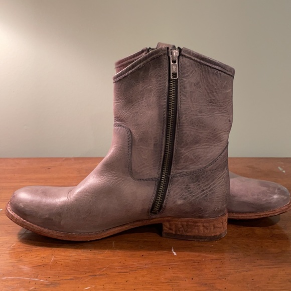 Melissa Button Frye Boot - Picture 5 of 6